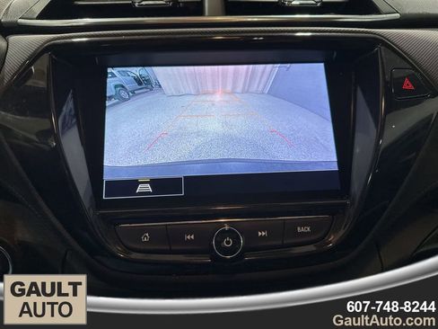 Used 2021 Chevrolet TrailBlazer RS w/ Sun and Liftgate Package image 10