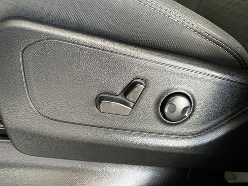 Used 2025 RAM 1500 Big Horn image 15