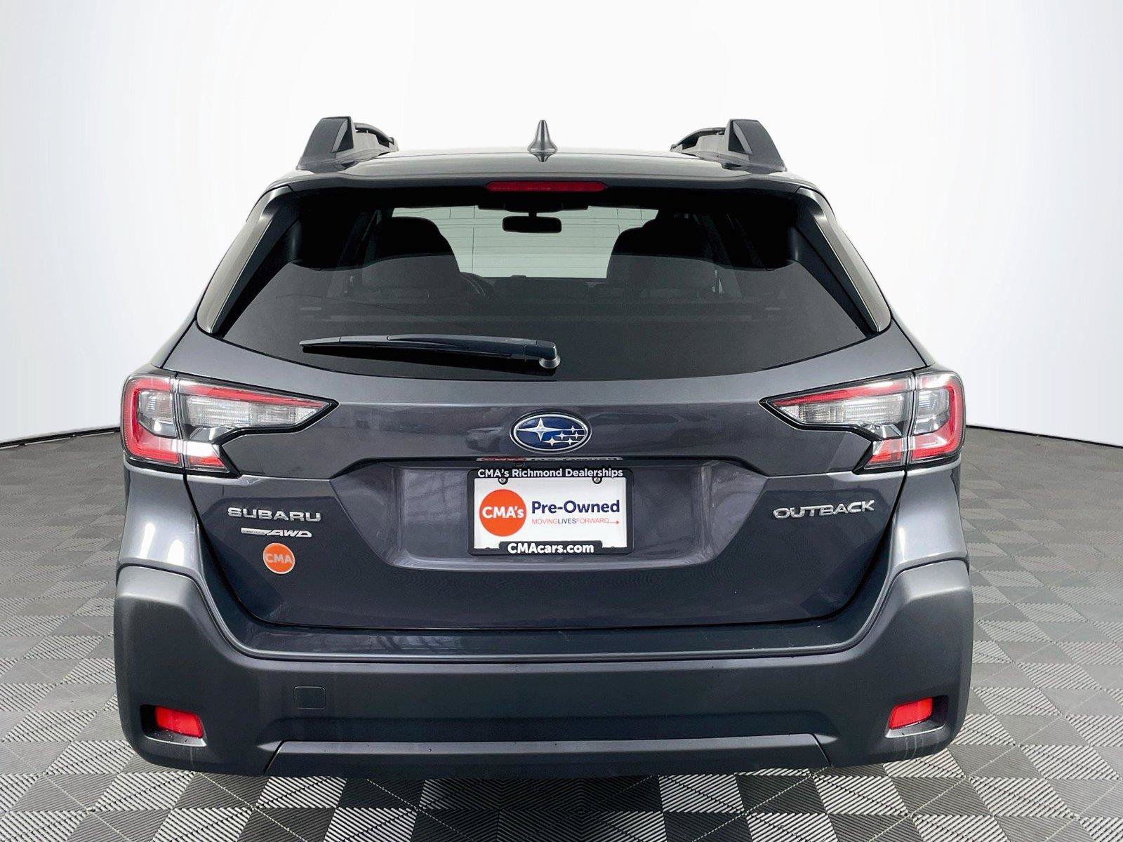 Used 2023 Subaru Outback Premium AWD/4WD image 9