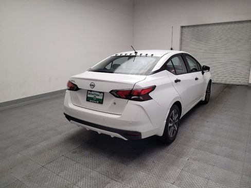 Used 2025 Nissan Versa S w/ S Plus Package FWD image 9