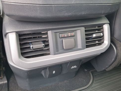 Used 2024 Ford F150 Lariat w/ Equipment Group 502A High AWD/4WD image 11