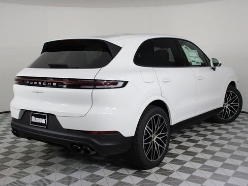New 2026 Porsche Cayenne image 7