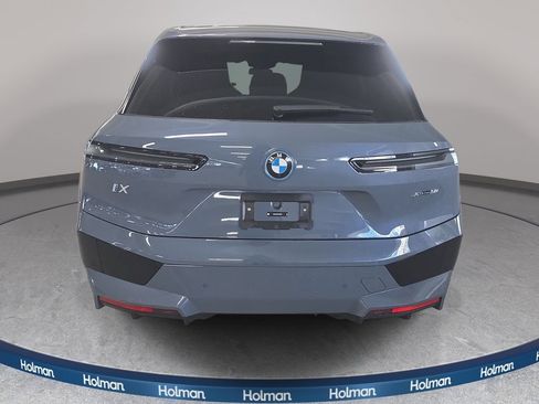 Used 2025 BMW iX xDrive50 AWD/4WD image 7
