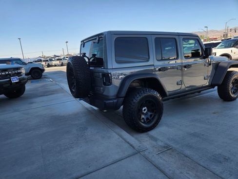Used 2022 Jeep Wrangler Unlimited Rubicon 4xe AWD/4WD image 5