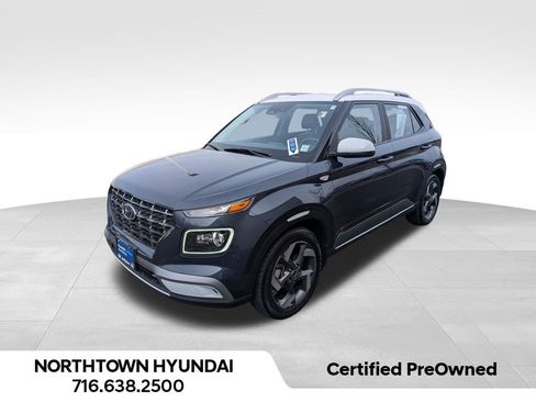 Used 2023 Hyundai Venue Limited image 1
