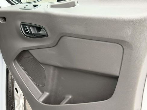 Used 2023 Ford Transit 350 XLT image 8