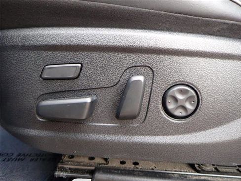 Used 2022 Hyundai Palisade Calligraphy image 12