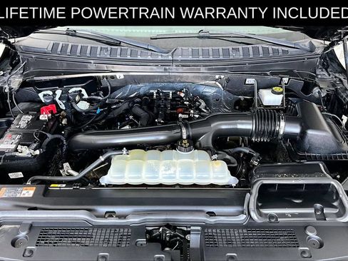 Used 2024 Ford Expedition XLT AWD/4WD image 11