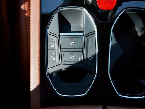 Used 2023 Lamborghini Urus S image 69