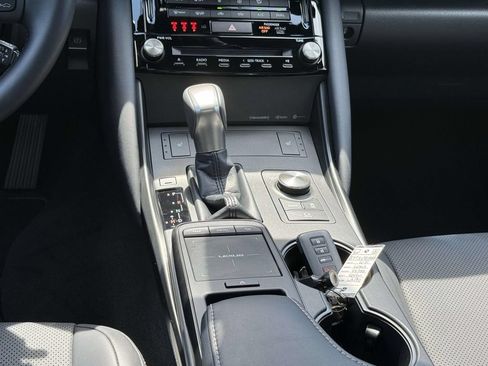 Used 2024 Lexus IS 350 F Sport w/ Navigation Package AWD/4WD image 19