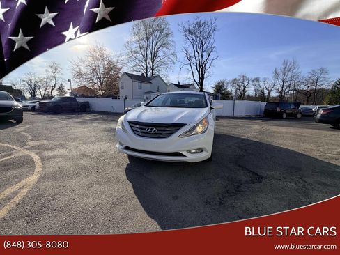 Used 2013 Hyundai Sonata SE image 1