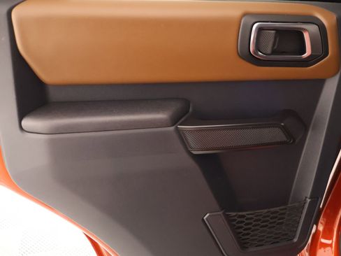 Used 2024 Ford Bronco Outer Banks image 19