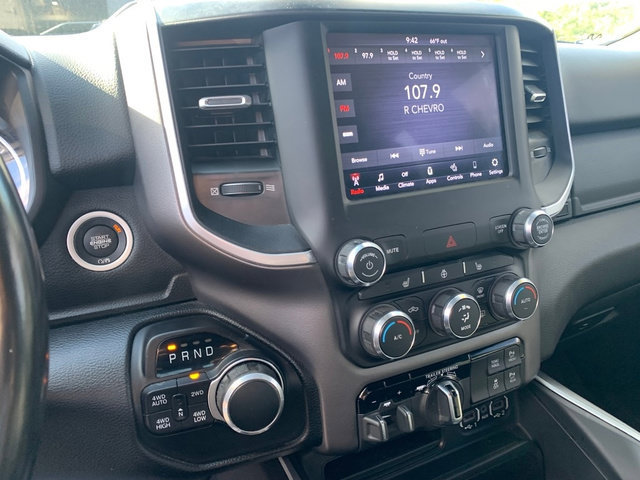 Used 2021 RAM 1500 4x4 Quad Cab image 23