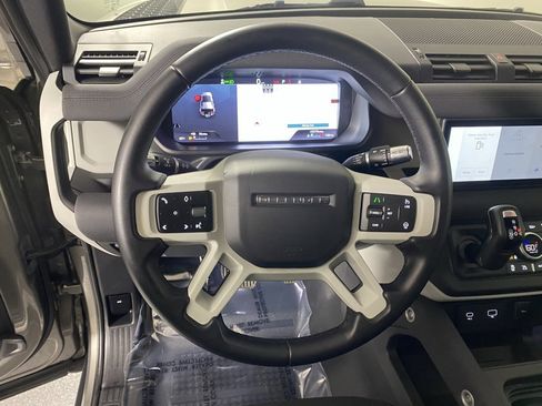 Used 2021 Land Rover Defender 110 S image 16