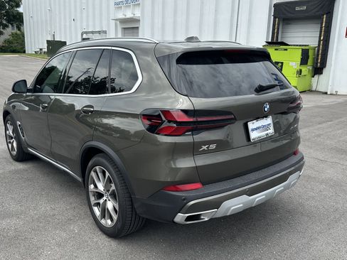 Used 2026 BMW X5 xDrive40i AWD/4WD image 8