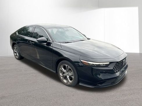 Used 2023 Honda Accord EX-L image 12
