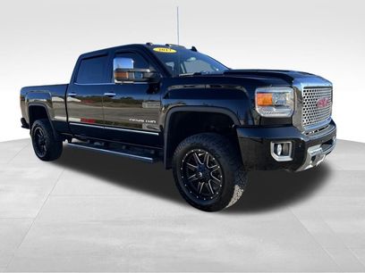Used 2017 GMC Sierra 2500 Denali w/ Duramax Plus Package