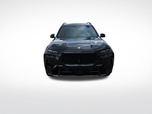 Used 2026 BMW X7 xDrive40i w/ M Sport Package image 3