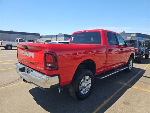 Used 2026 RAM 2500 Big Horn AWD/4WD image 4