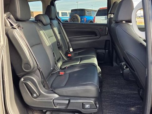 Used 2025 Honda Odyssey EX-L image 16