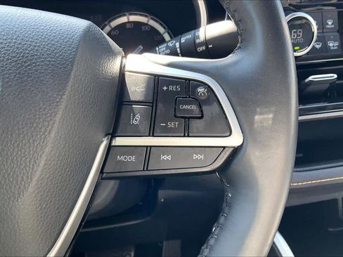 Used 2022 Toyota Highlander Bronze Edition w/ Protection Package #3 (TMS) AWD/4WD image 27