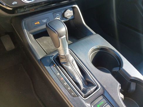 Used 2024 Honda Civic EX-L image 20