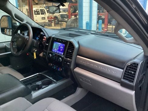 Used 2021 Ford F250 XLT w/ XLT Premium Package image 27