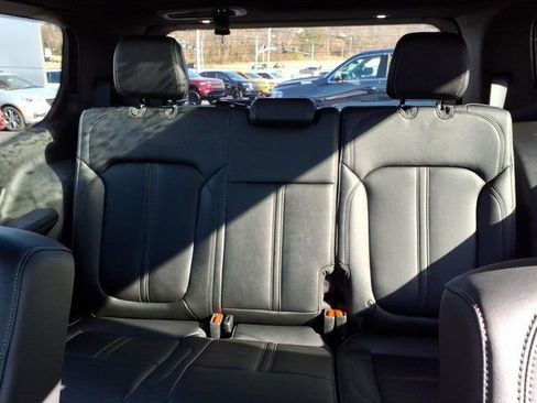 New 2026 Jeep Grand Wagoneer Summit image 11