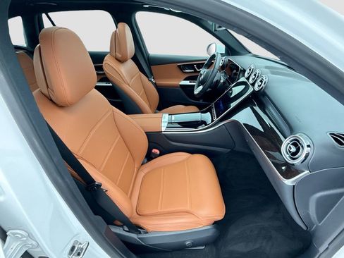 Certified 2026 Mercedes-Benz GLC 300 4MATIC image 19