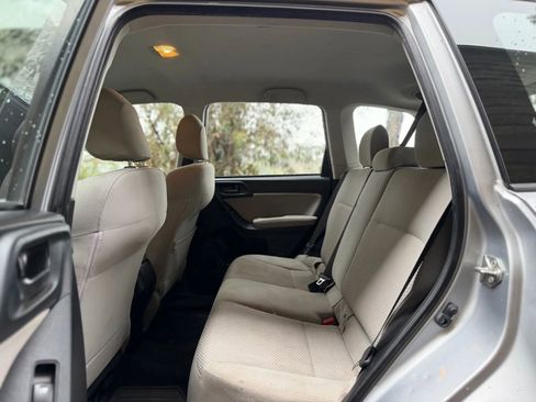 Used 2015 Subaru Forester 2.5i w/ Alloy Wheel Package image 22