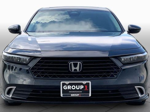 Used 2024 Honda Accord Touring image 4