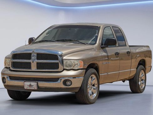 Used 2005 Dodge Ram 1500 Truck SLT image 18