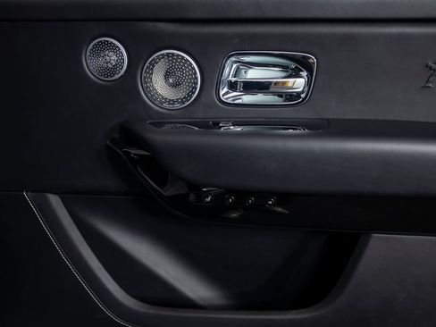 Used 2019 Rolls-Royce Cullinan AWD/4WD image 35