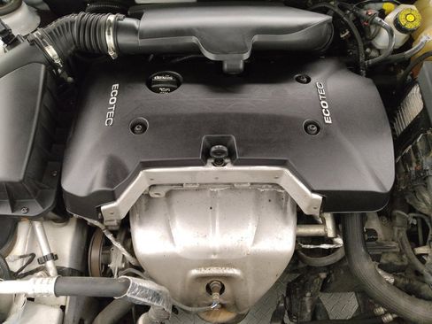 Used 2016 Chevrolet Malibu LT w/ Power Convenience Package FWD image 30