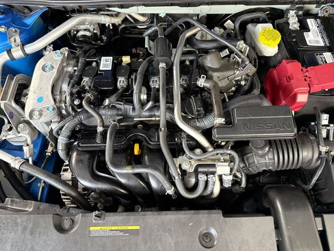 Used 2024 Nissan Sentra SR w/ SR Premium Package FWD image 39
