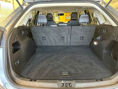 Used 2024 Ford Edge SEL image 28