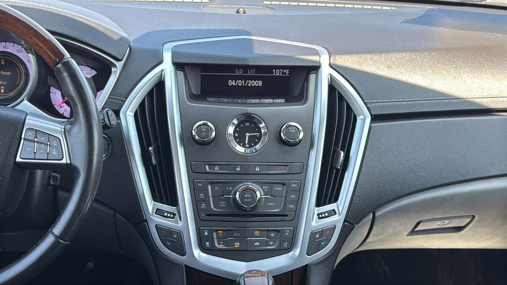 Used 2010 Cadillac SRX Luxury AWD/4WD image 25