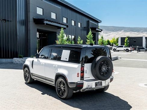 Used 2024 Land Rover Defender 110 S AWD/4WD image 8