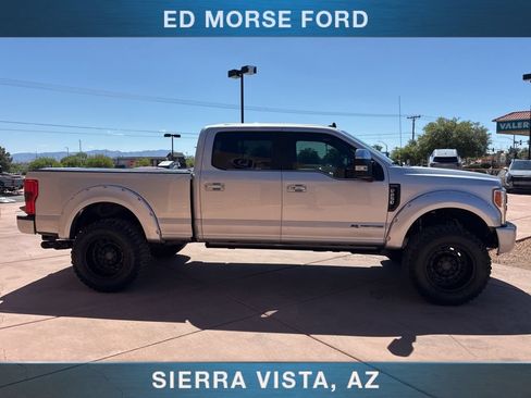 Used 2019 Ford F250 Platinum w/ Platinum Ultimate Package AWD/4WD image 10