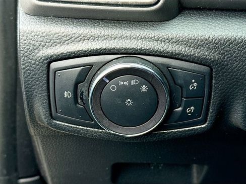 Used 2019 Ford Ranger XLT w/ Equipment Group 302A Luxury image 10