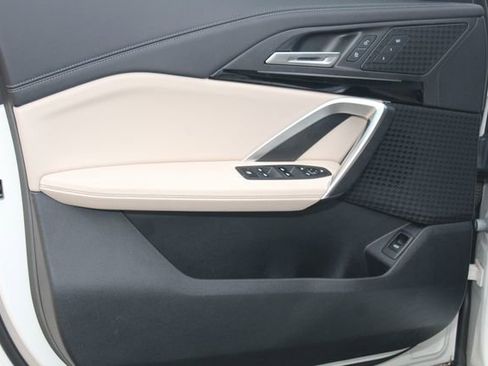 Certified 2023 BMW X1 xDrive28i w/ Convenience Package image 23