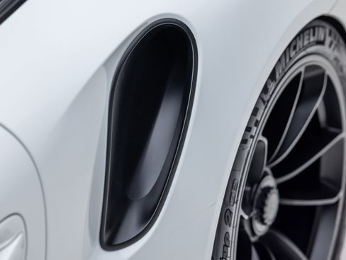 Used 2016 Porsche 911 GT3 RS image 24