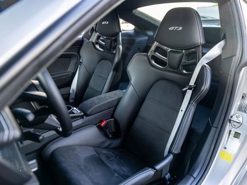 Used 2023 Porsche 911 GT3 image 5