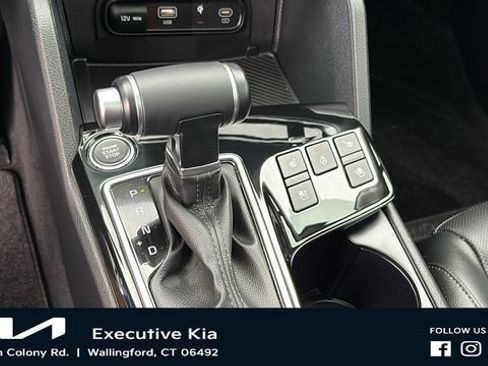 Used 2024 Kia Sportage SX FWD image 19