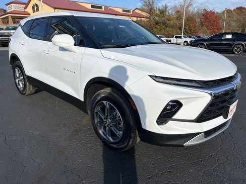 New 2026 Chevrolet Blazer LT w/ LPO, Floor Liner Package AWD/4WD image 3