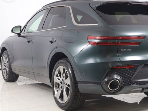 Used 2022 Genesis GV70 3.5T Sport w/ Sport Advanced Package AWD/4WD image 27