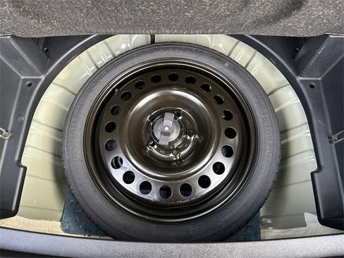 Used 2025 Chevrolet Equinox ACTIV image 36