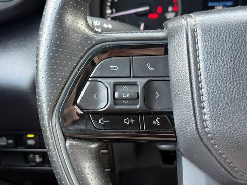 Used 2023 Toyota Tundra SR AWD/4WD image 29