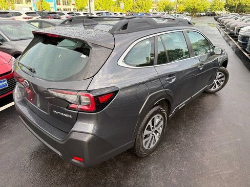 Used 2024 Subaru Outback AWD/4WD image 6