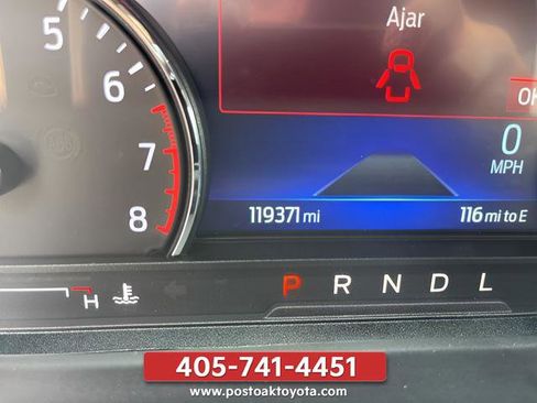Used 2022 Ford Explorer XLT AWD/4WD image 15
